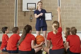 马卡：皇马没对阿隆索下最后通牒，对毕巴不是生死战